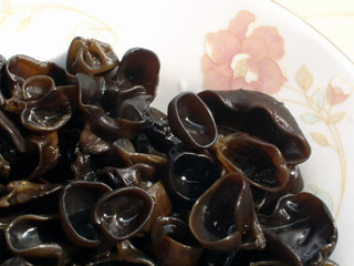 Black Fungus Extract Powder with 10% Polysaccharides Soluble in Water for Regulating Blood Sugar and Hypolipidemic Functional Food